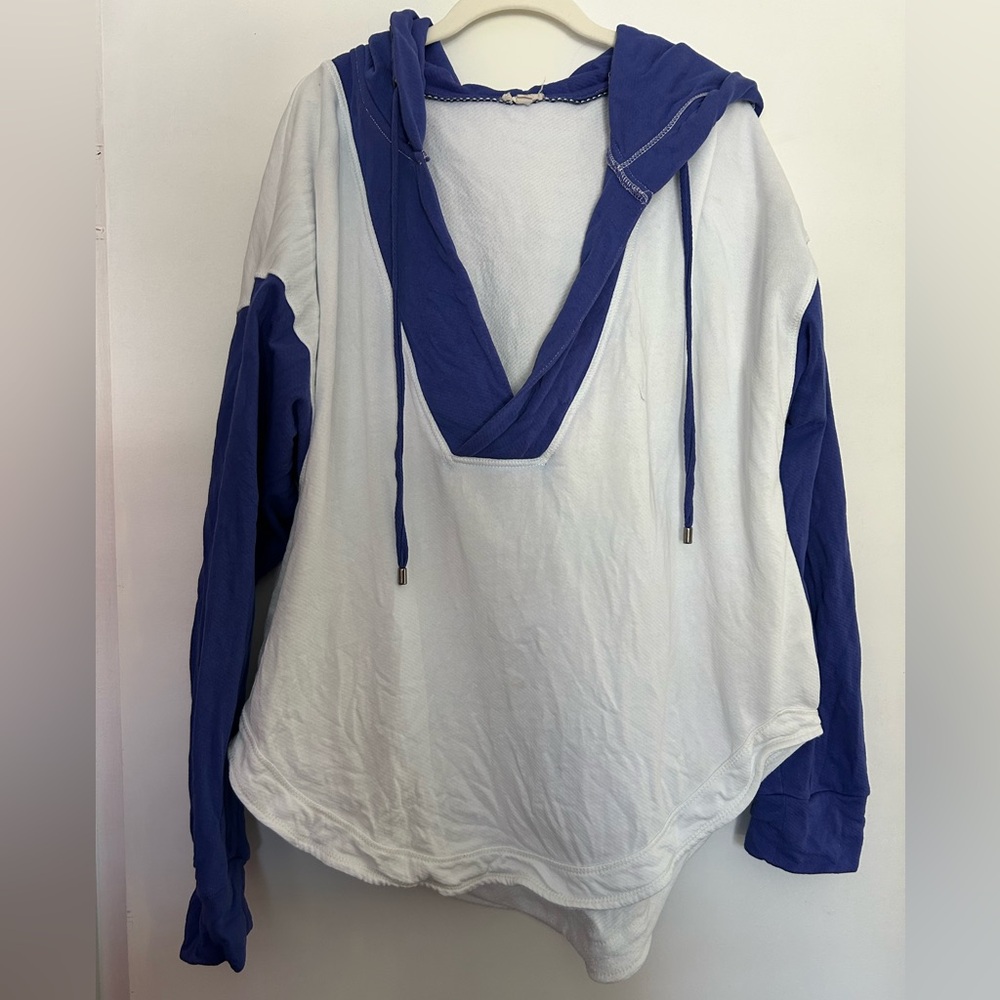 Anthropologie Pilcro Wharfside V-Neck Hoodie size XL